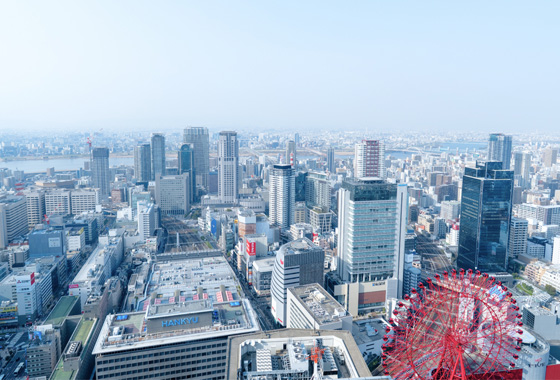 インタビュー対象会社が入居する大阪梅田ツインタワーズ・ノース41階からの眺望写真